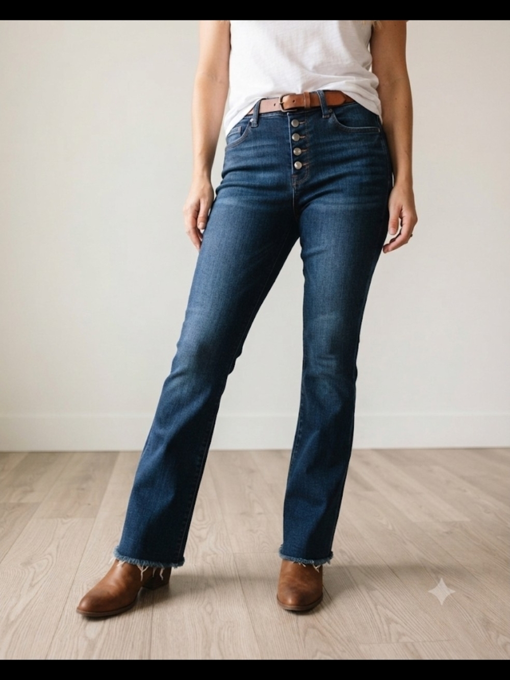 EUC 'KUT from the Kloth' Natalie High Rise Bootcut Jeans - Size 6.